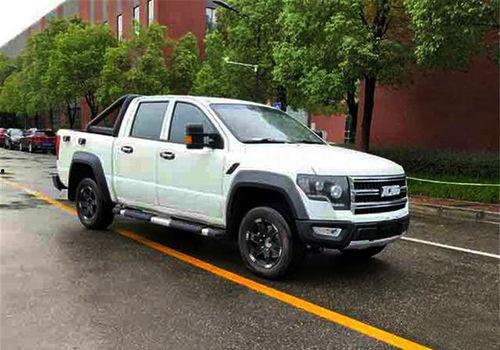 国产皮卡车曝光视频播放,硬派外观与强大性能，引领越野新潮流