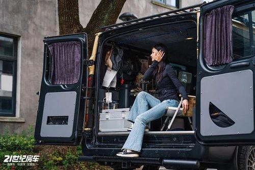 国产5座宿营车视频在线,舒适露营新体验